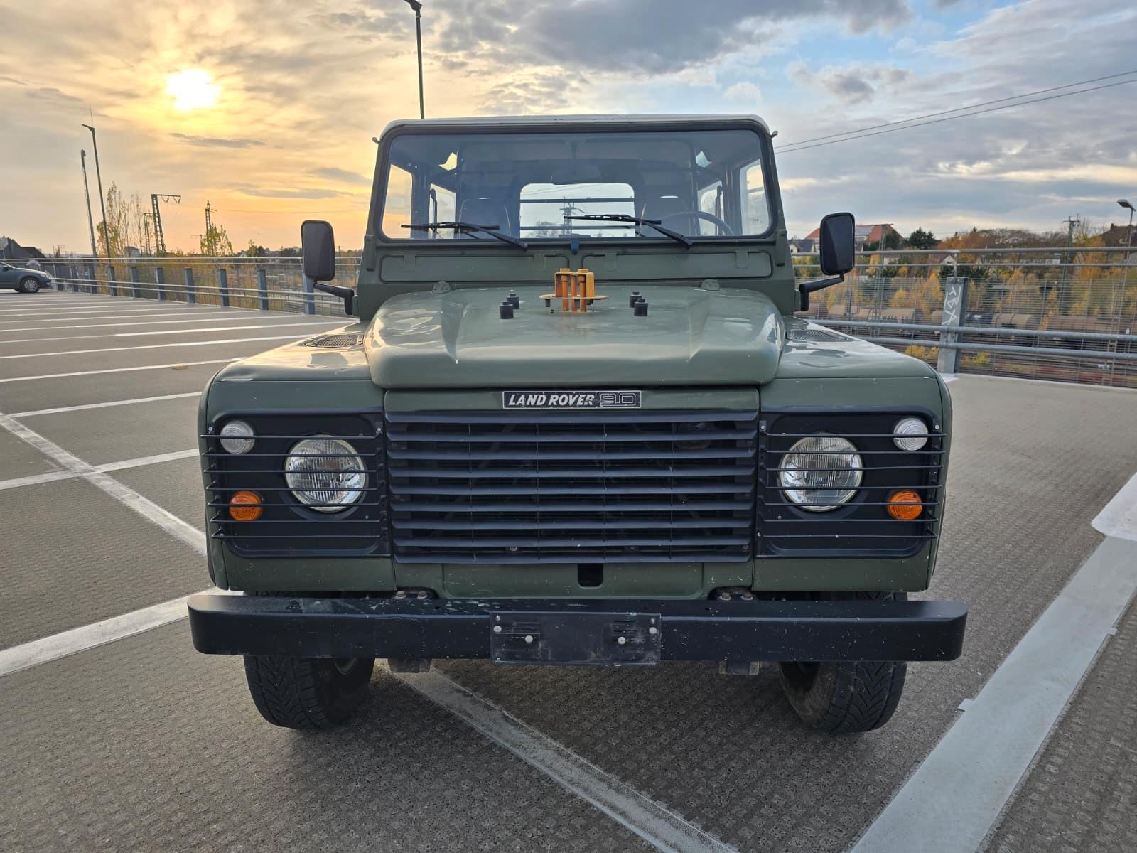 Land Rover Defender 90 Turbo | Italien Import