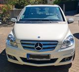 Mercedes-Benz B 180 BlueEFFICIENCY - - gebrauchte Mercedes-Benz B 180 aus dem Jahr 2009