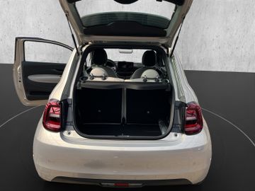 Fiat 500E Giorgio Armani Collector's Edition