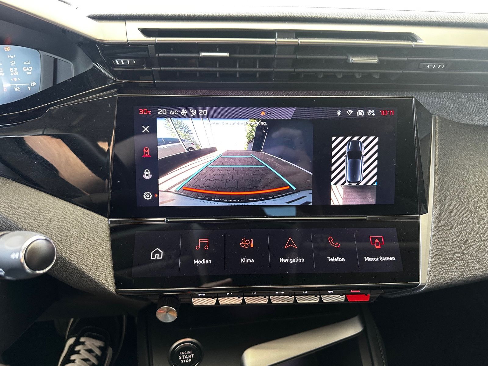 Peugeot 308 1.5 BlueHDi 130 Allure |Kamera|LED|Navi |PDC — Bild 14