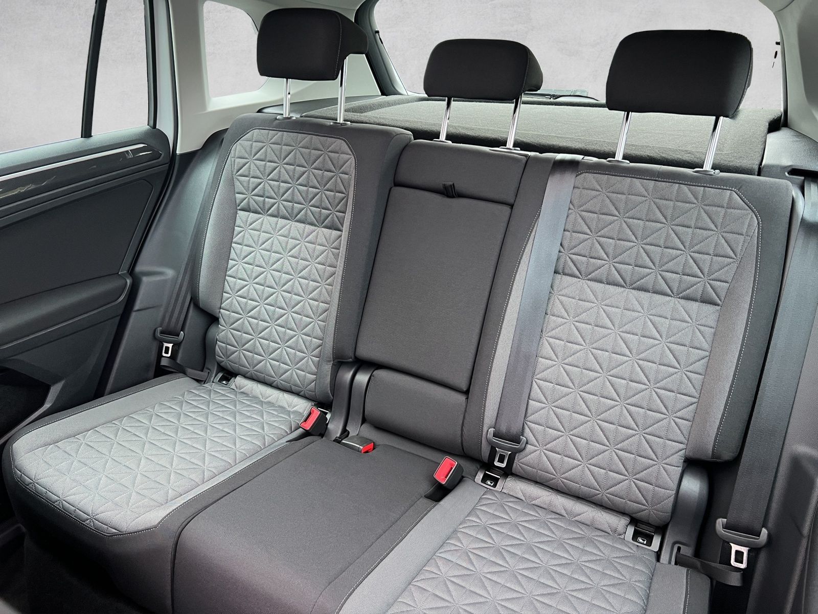 Tiguan Life 2.0 TDI DSG Navi*ACC*LED