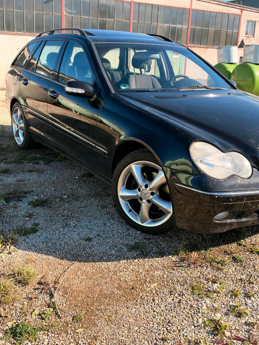 Mercedes-Benz C 200