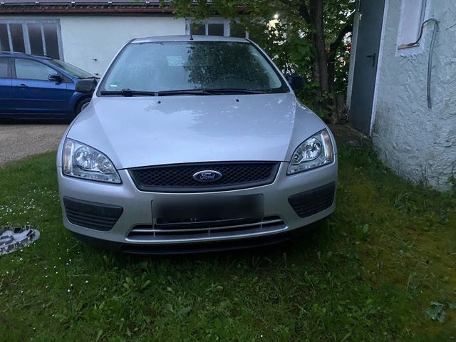 Ford Focus TÜV NEU!