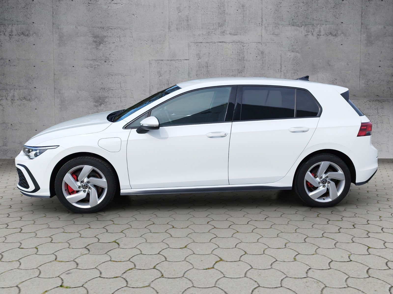 Volkswagen Golf VIII GTE 1.4 TSIeHybrid DSG NAV/LED+/RFK imagem 2