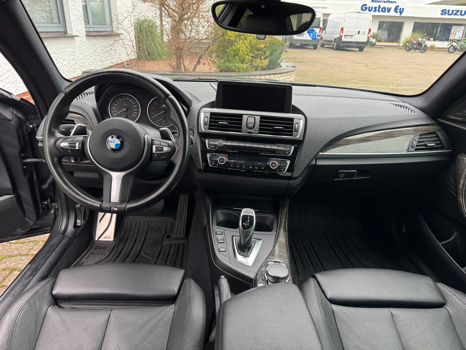 BMW M235i Coupé M-Performance Kamera