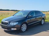 Skoda Superb 3.6 V6 DSG 4x4 Elegance - Skoda Superb: V6