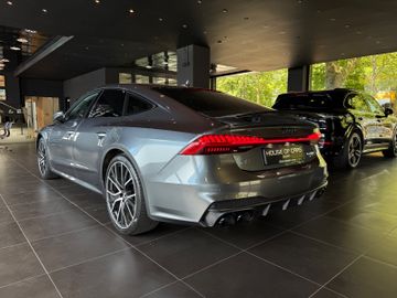 Audi A7 - 8