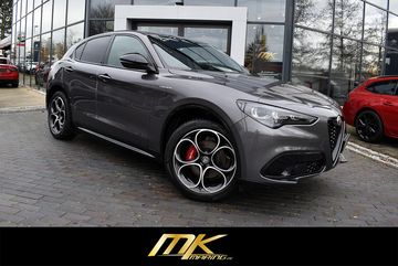 Alfa-Romeo Stelvio - 1