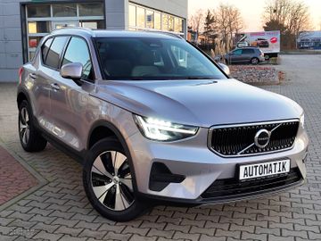 Volvo XC 40 XC40 Core 2WD KLIMA-LED-SHZG-NAVI-FSHZG