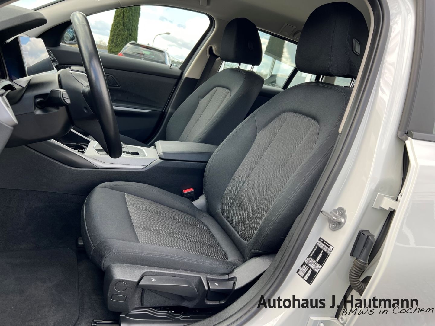 BMW 318 d Touring Advantage +1.HAND+LED+NAVI+SHZ+PDC foto 12