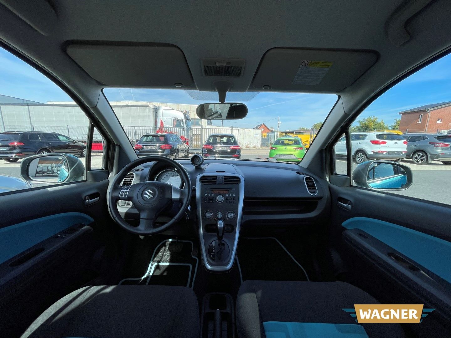 Fahrzeugabbildung Suzuki Splash Club Automatik Sitzheizung Klimaanlage