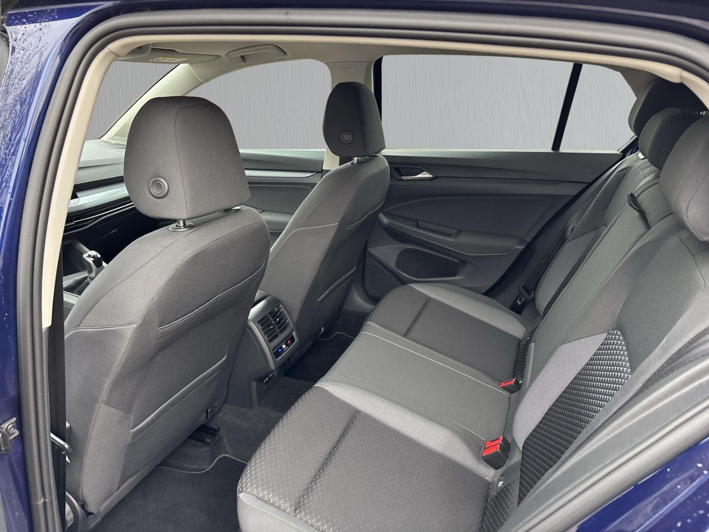 Volkswagen Golf 1.0 TSI Active Navi ACC SHZ LHZ AppConnect, миниатюра 8