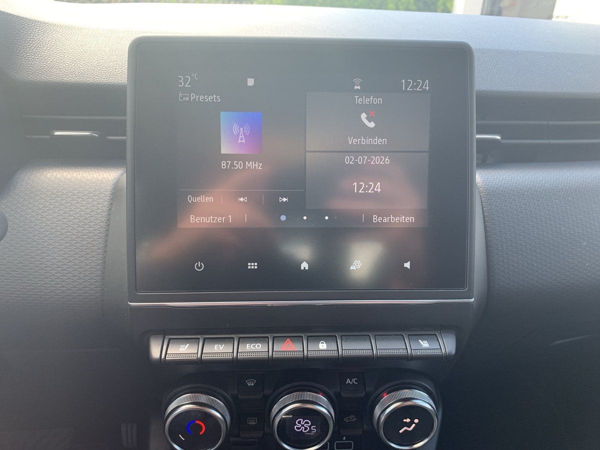 Renault Clio - Bild 18