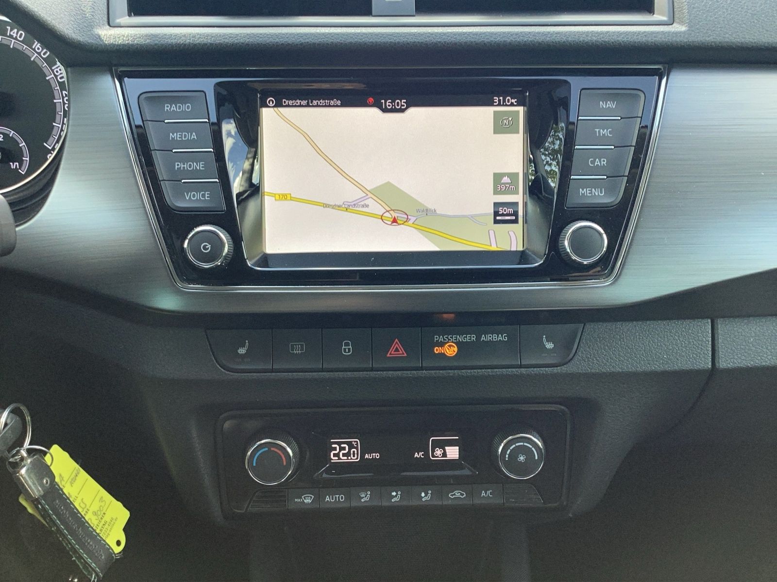 Fahrzeugabbildung SKODA Fabia Combi TSI Soleil LED Navi ACC RFK SHZ