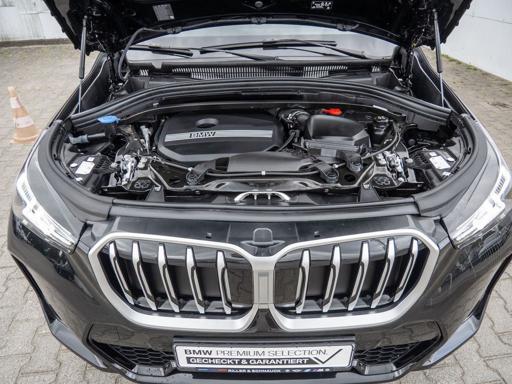 BMW X1 sDrive 18i M-Sport AHK PANO KAM LED NAVI SHZG foto 24