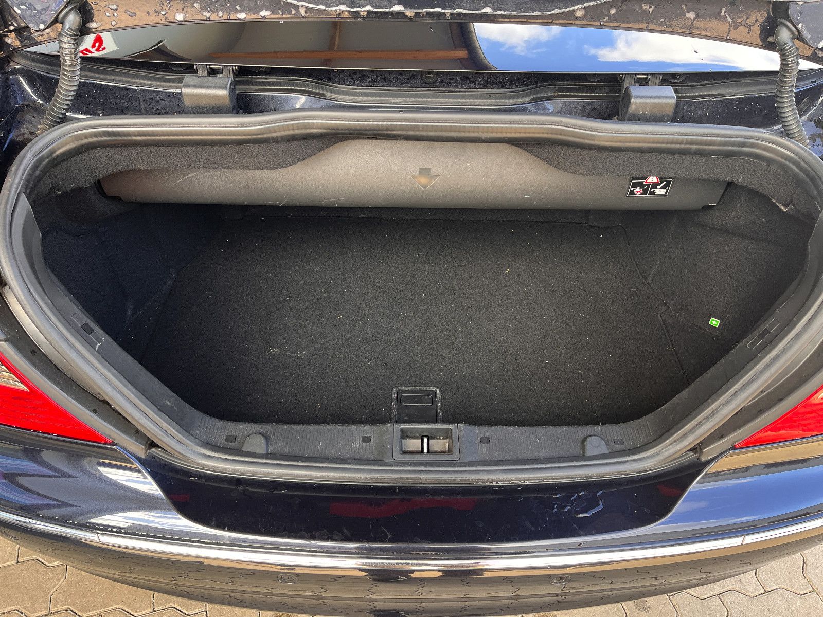 Fahrzeugabbildung Mercedes-Benz CLK 320 CDI Cabrio Automatik Avantgarde