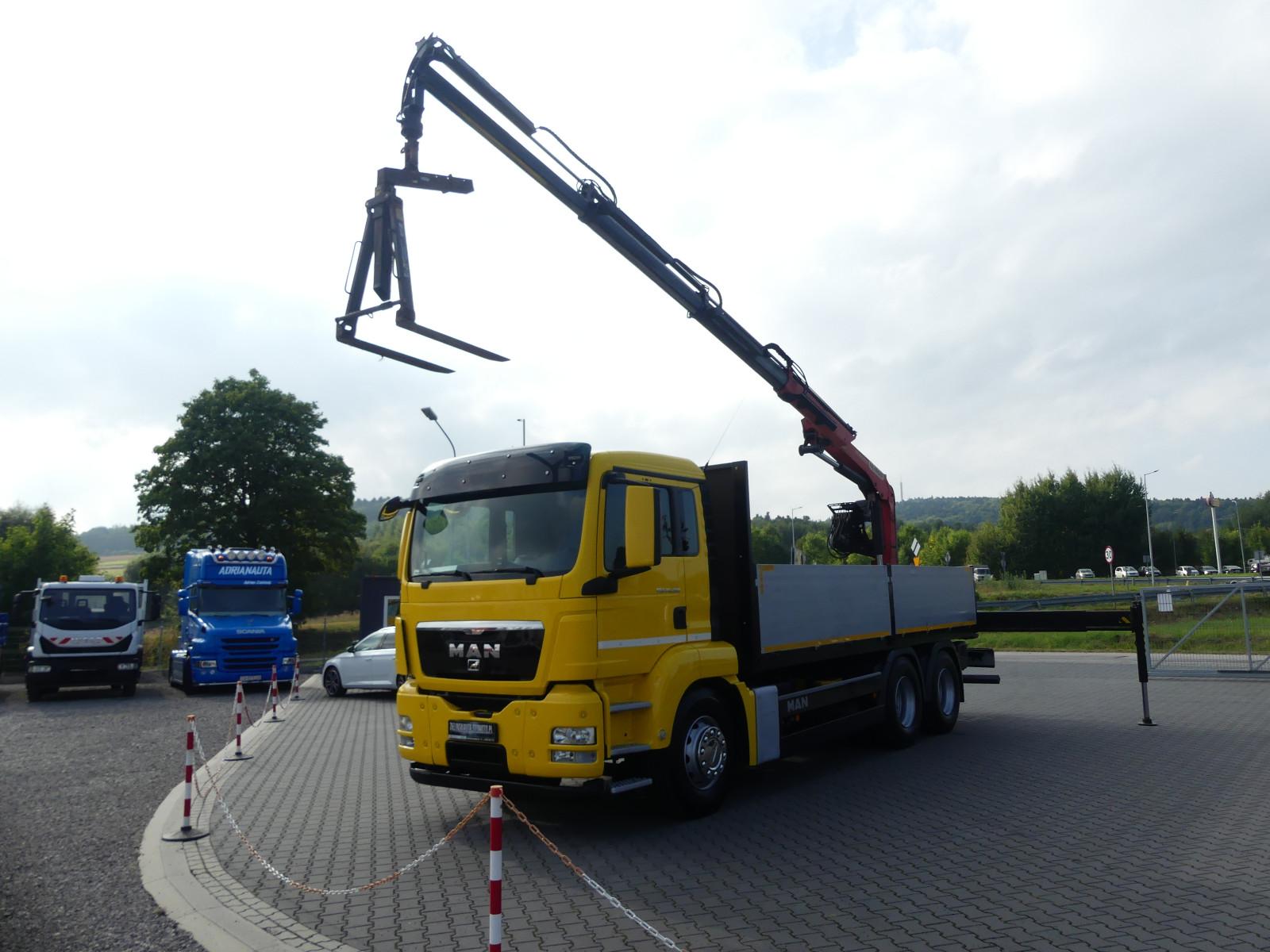 MAN TGS 26.360 / 6x4 / EURO 5 / MANUAL / PALFINGER