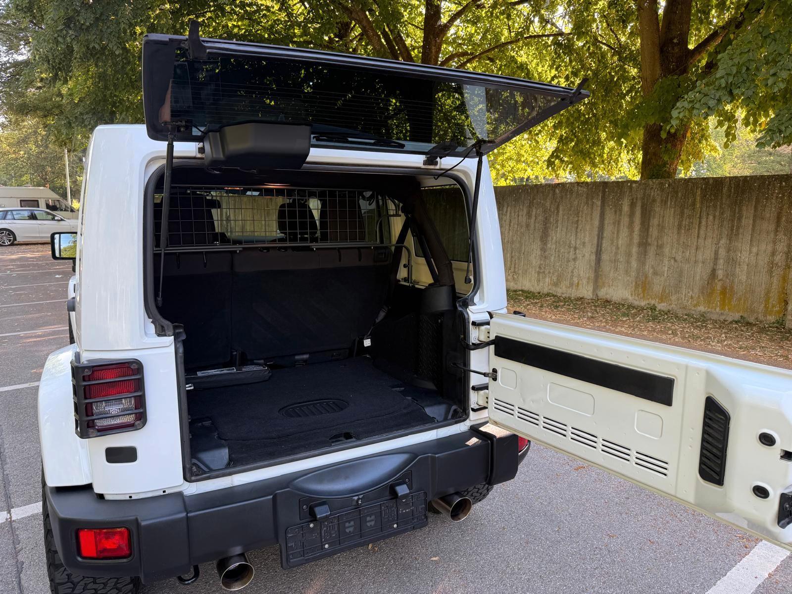 Jeep Wrangler Unlimited Sport 3.6 V6 284ch - 1 ère main - Carnet entretien - Toit ouvrant - Sièges chauffants
