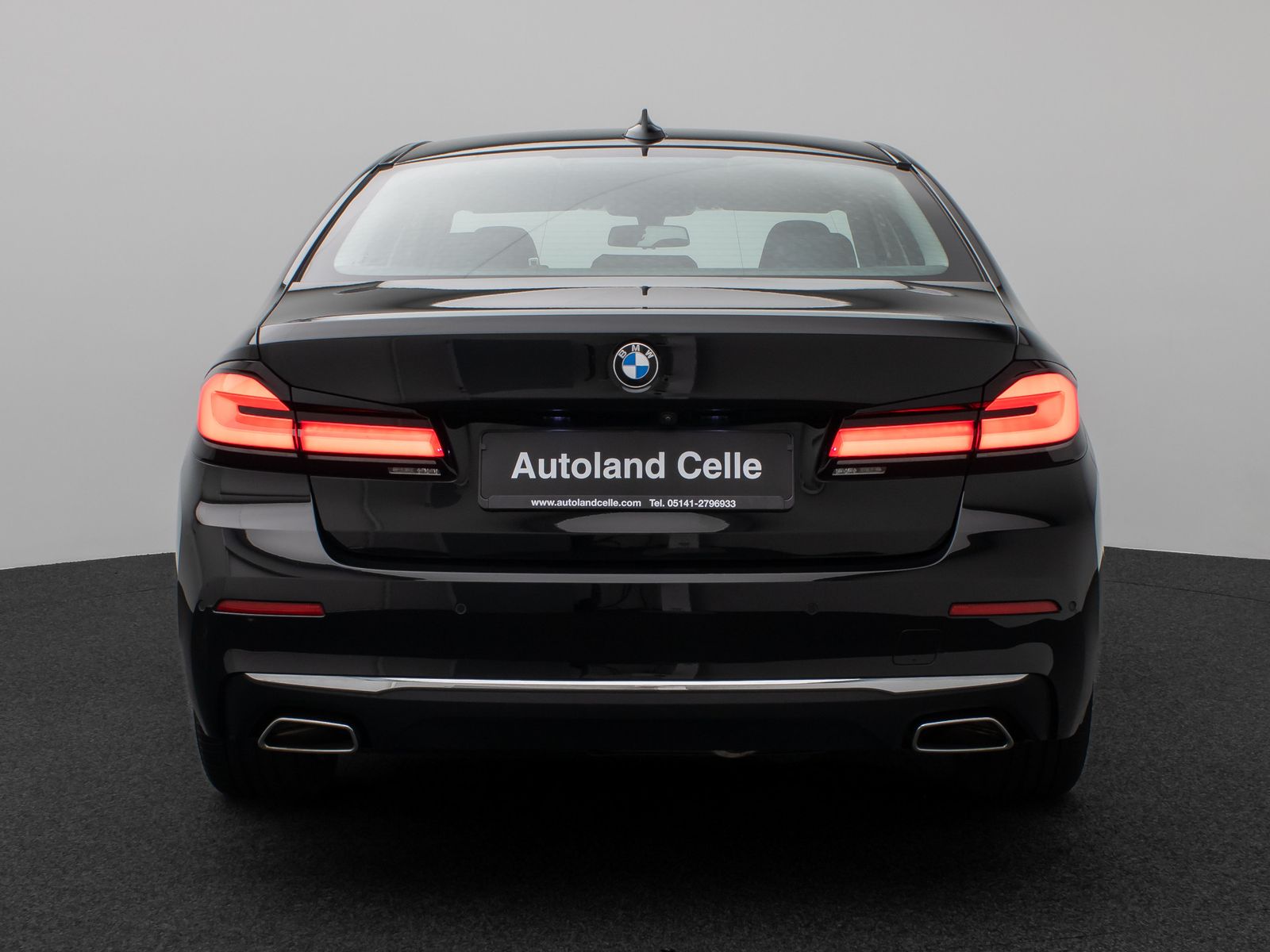 Fahrzeugabbildung BMW 520d Luxury Line Kamera DAB 4xKlima AHK Sport