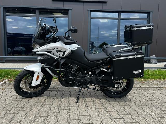 CFMOTO 800MT-ES "Elektronisches Fahrwerk" inkl.Koffer