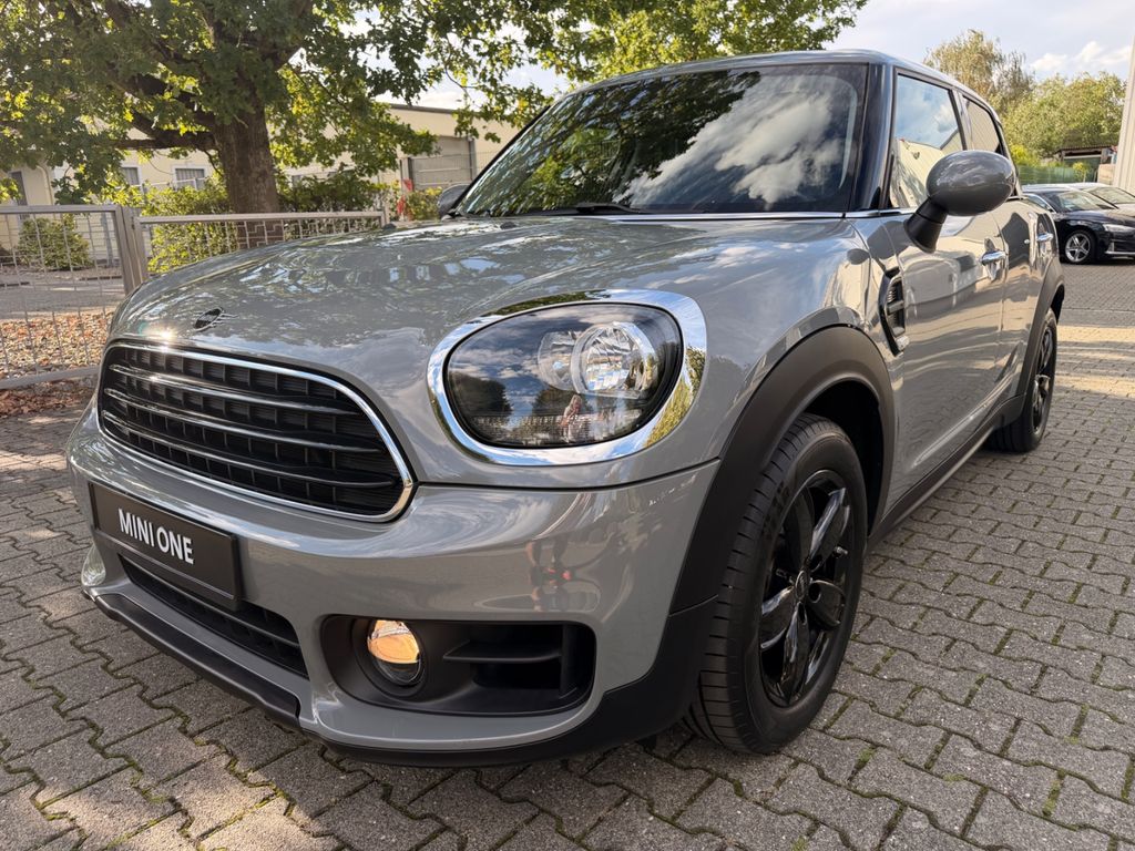 MINI One Countryman
