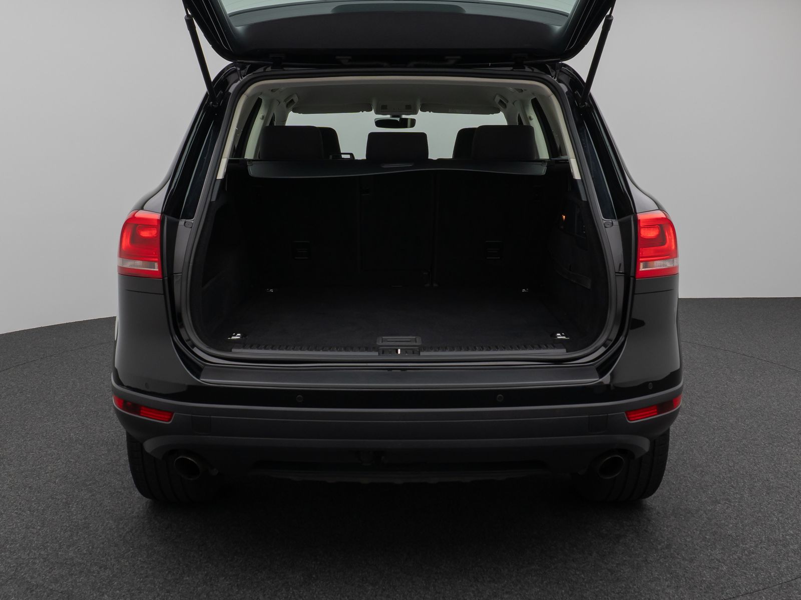 Fahrzeugabbildung Volkswagen Touareg 3.0 TDI V6 Terrain Tech 4Mot PDC BiXenon