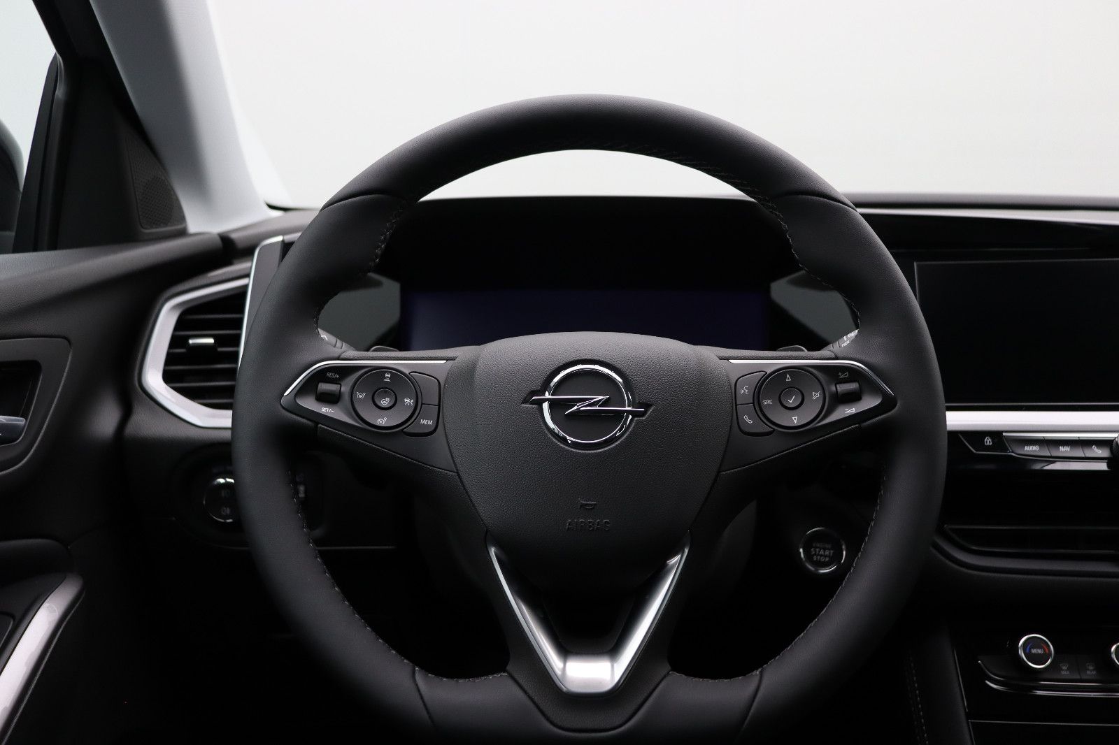 Fahrzeugabbildung Opel Grandland  1.2 GS Line AUT/LED/Navi/ACC/RK