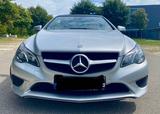 Mercedes-Benz E 250 Autom. - - Mercedes-Benz E 250 mit Benzin-Antrieb: Cabrio