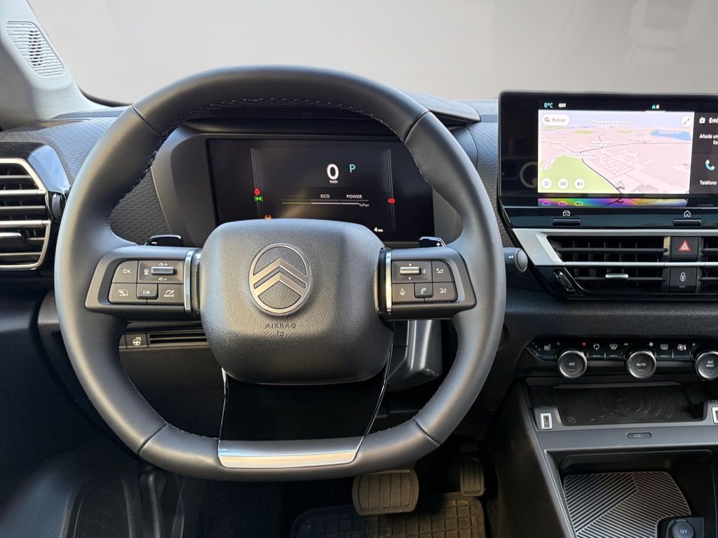 Fahrzeugabbildung Citroën C4 Hybrid 145 MAX - Schiebedach*Winter Paket