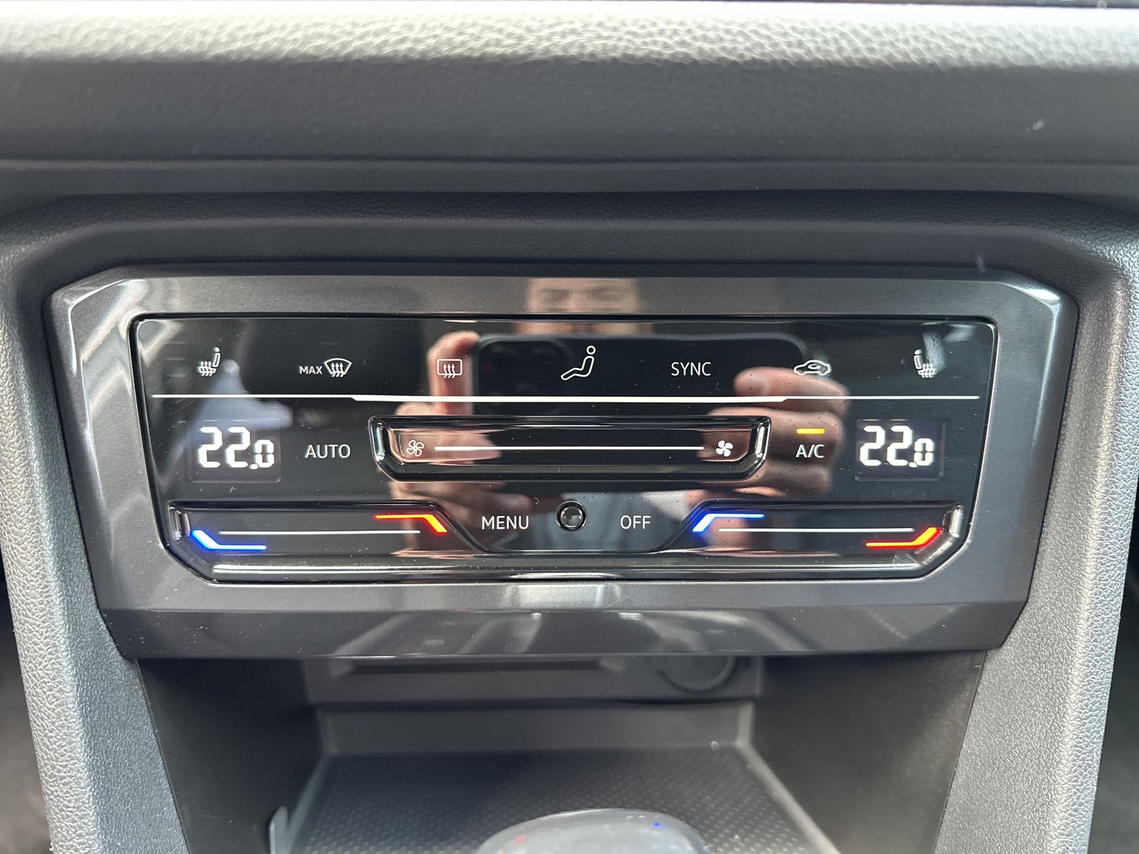Fahrzeugabbildung Volkswagen Tiguan Allspace 4M Elegance 7-Sitzer NAV+IQLIGHT
