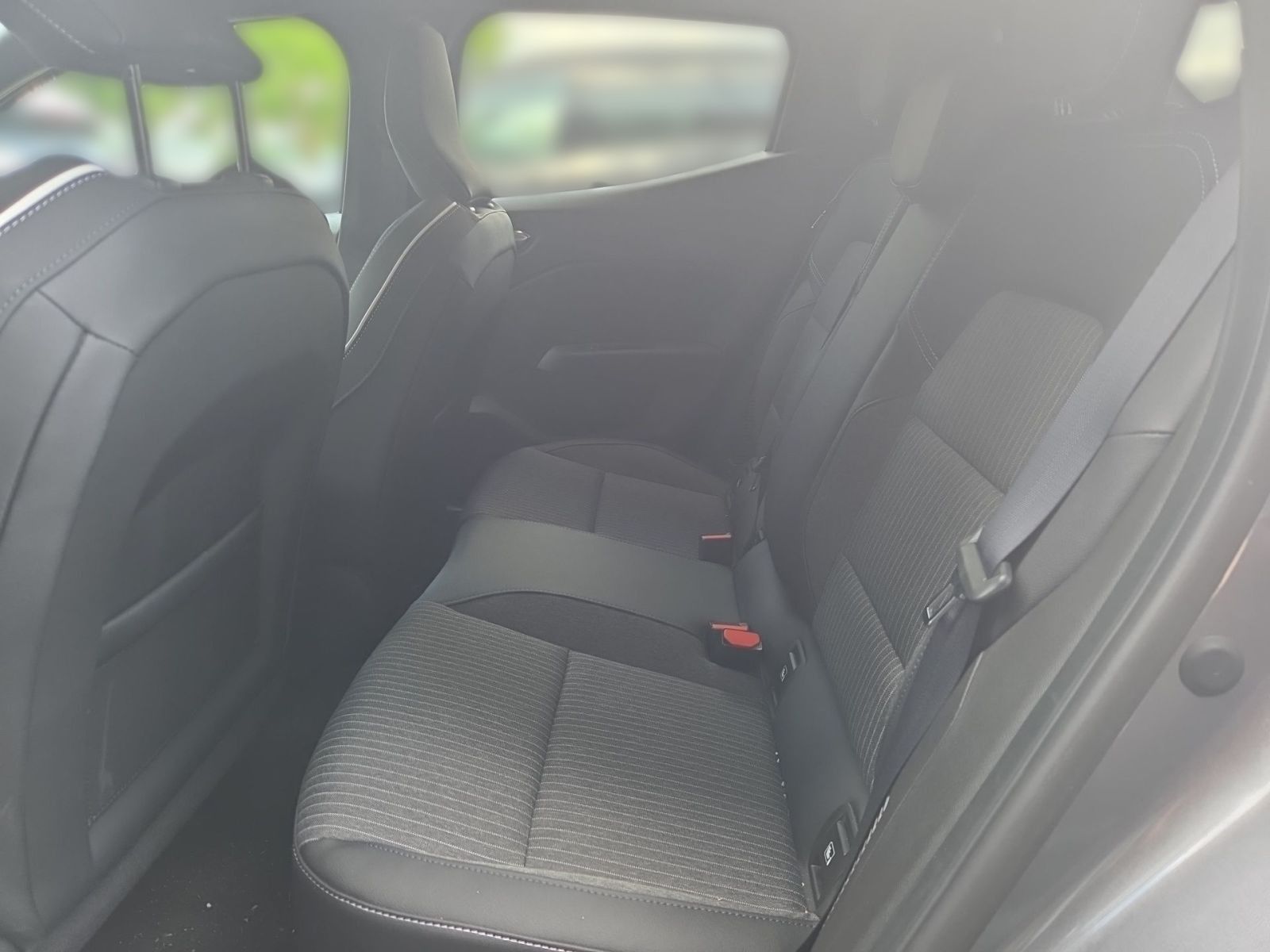 Fahrzeugabbildung Mitsubishi Colt Select Hybrid *KLIMA*NAVI*SITZHZG*