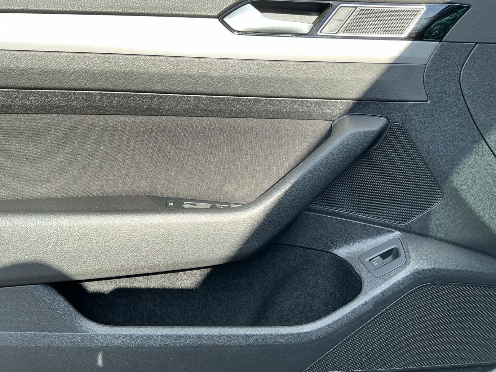 Volkswagen Passat Variant - Bild 15