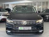 Volkswagen Tiguan 2.0 TSI 4Motion R-Line *ACC*DIGITAL-TACHO - Volkswagen Tiguan mit Benzin-Antrieb: Geländewagen, R Line