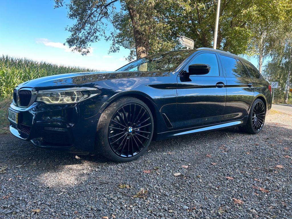 Image of BMW 530
