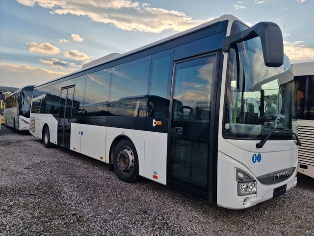 Iveco 3× Crossway LE Euro6/Klima/Retarder/39+50