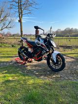 KTM Duke  - NAKED BIKE VON 81 BIS 125 CCM