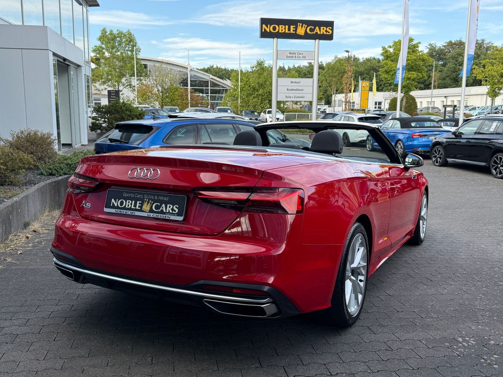 Fahrzeugabbildung Audi A5 Cabrio advanced 40 TFSI S tronic NAVI LEDER