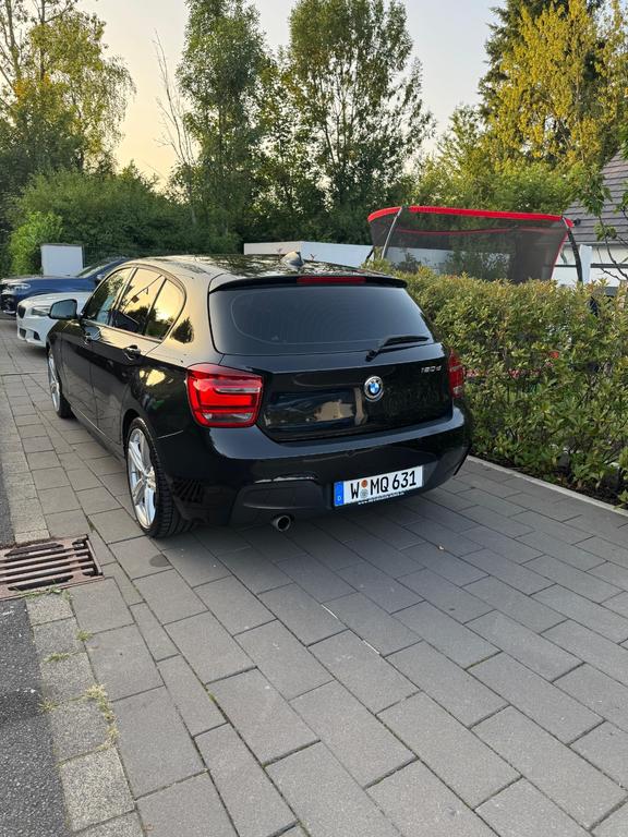 BMW 120