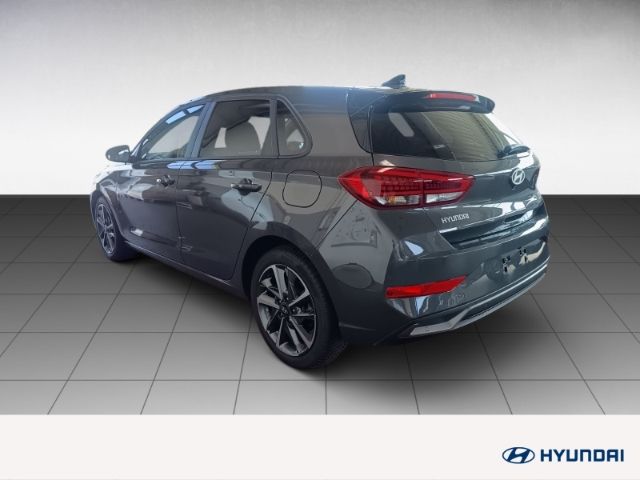 Fahrzeugabbildung Hyundai i30 FL 5-Türer (MY25) 1.0 T-GDI (100 PS) 7-DCT 2