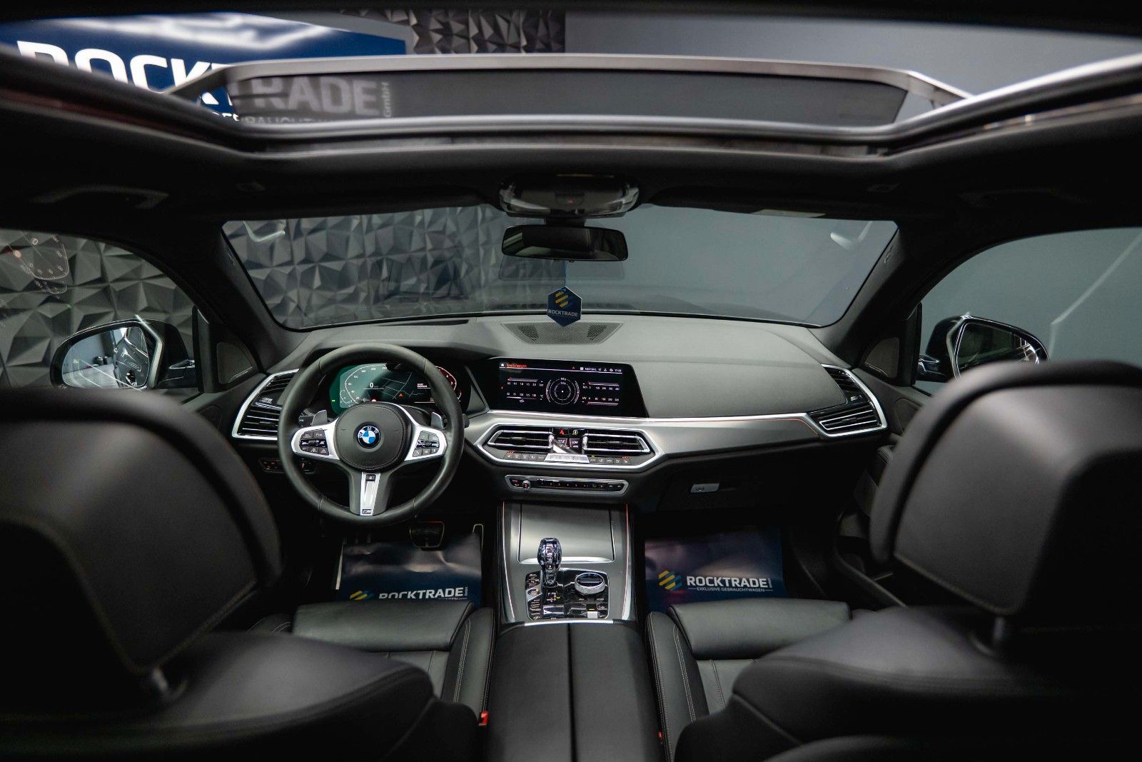 Fahrzeugabbildung BMW X5 xDrive 40i M Sport Shadow Line *ACC*Pano*LED*