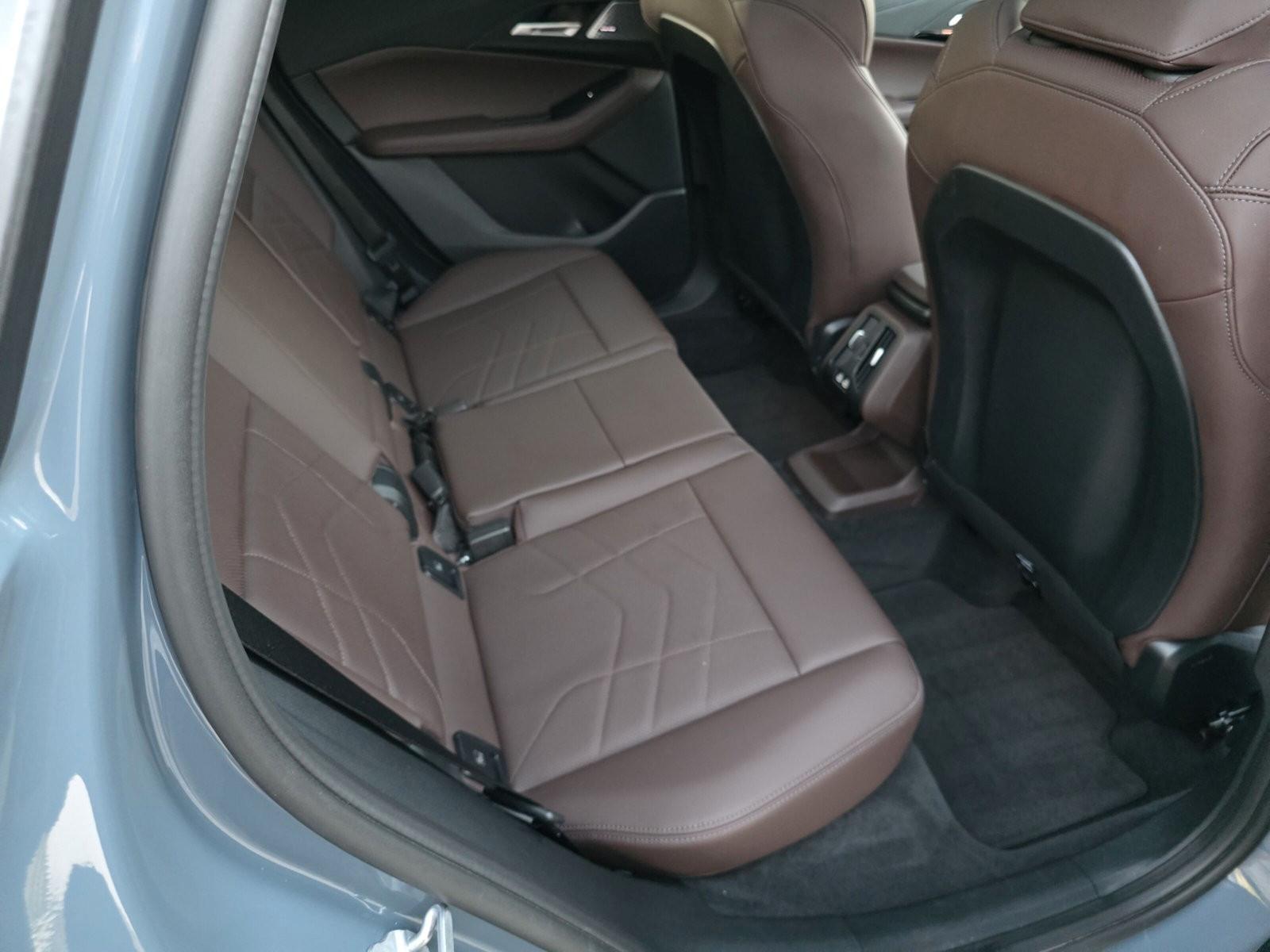 BMW 218 Active Tourer 218i Active Tourer Luxury Line Panorama 360%, миниатюра 10
