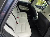 Volvo XC60 B5 AWD Inscription *Lieferung möglich* - Volvo Hybrid (Diesel/Elektro)