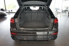 AUDI RSQ8 | HuD | Keramik | Pano | 305 km/h | 23" AUDI RSQ8 | HuD | Keramik | Pano | 305 km/h | 23"