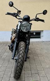 Triumph 900 Street Scrambler - TRIUMPH SCRAMBLER