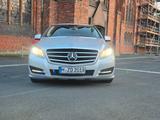 Mercedes-Benz R 350 CDI 4MATIC - - silberne Mercedes-Benz R 350