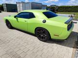 Dodge Challenger  - Dodge: Grün