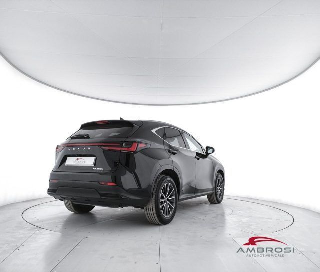 Lexus LEXUS NX 350h 350h 2.5 Premium 4wd e-cvt imagem 3