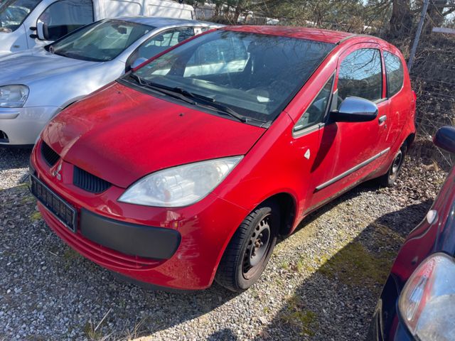 Mitsubishi Colt 1.1 Inform