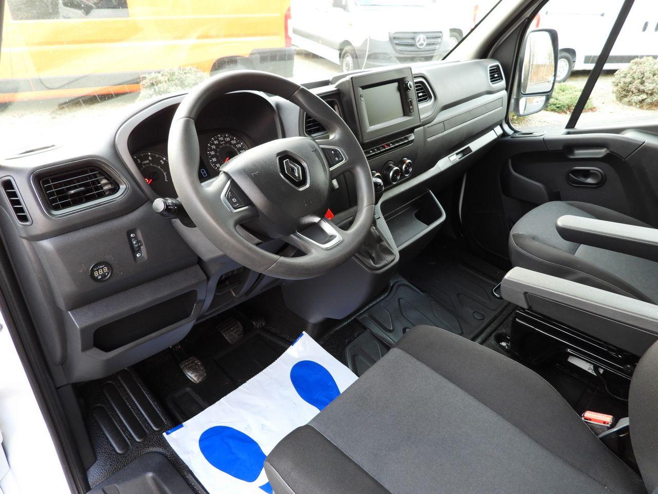 Renault MASTER PRITSCHE PLANE AUFZUG 9 PALETTEN