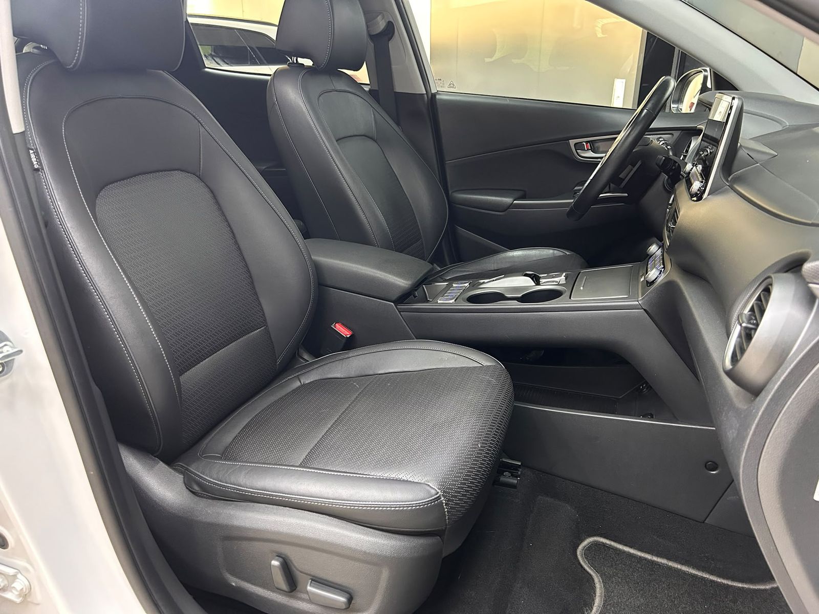Fahrzeugabbildung Hyundai Kona Elektro Prime PANO+LED+HEAD+KREL+KAM+ACC+WP